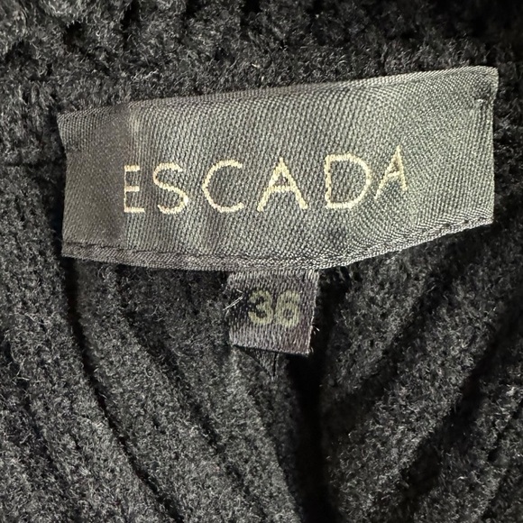 Escada Ribbed Fishnet Sleeves Turtleneck Sweater in Black Size 36 Small Euro - Picture 6 of 10